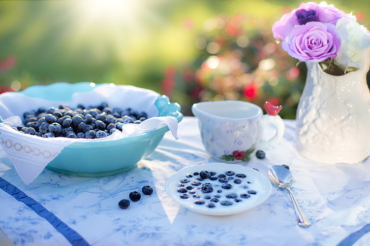 blueberries, blueberries, berries, milk, crockery, HD wallpaper