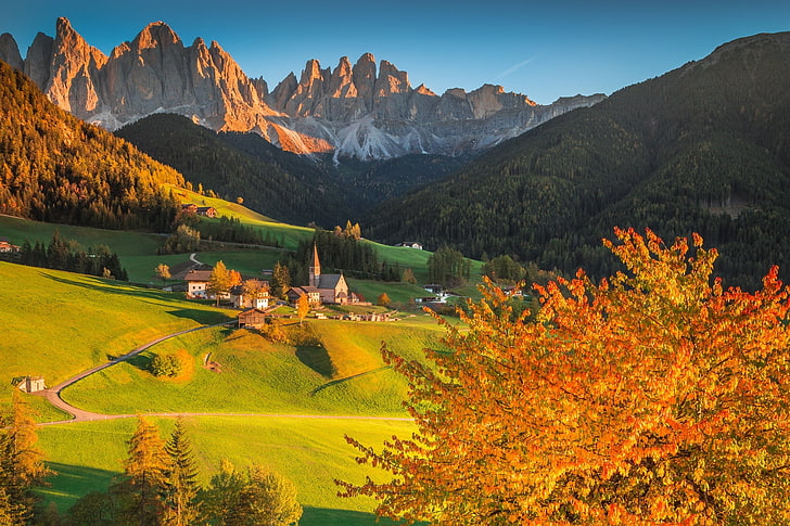Funes Valley, Italy, autumn, forest, trees, sunset, mountains, home, Italy, Church, The Dolomites, HD wallpaper