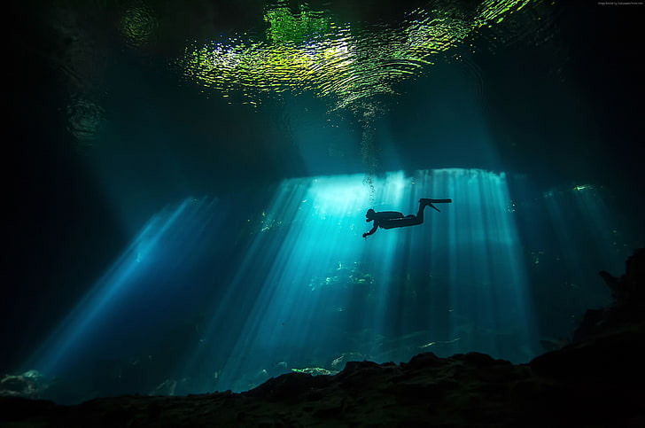 4K, sous l'eau, rayon de soleil, plongeur, Fond d'écran HD