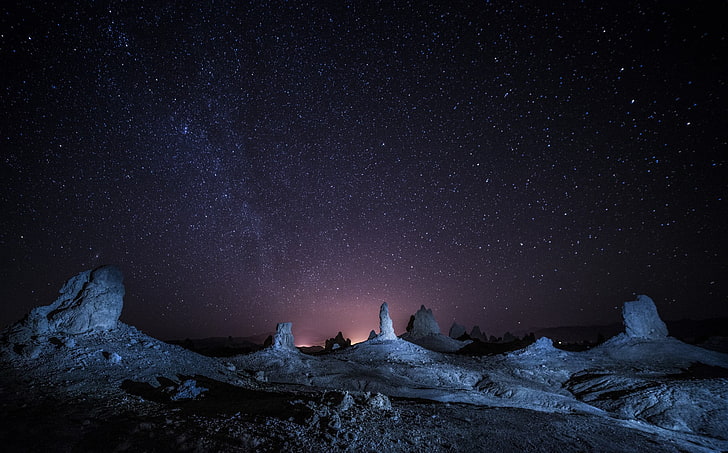 حقل الصحراء الرمادي ، النجوم ، الليل ، المناظر الطبيعية، خلفية HD