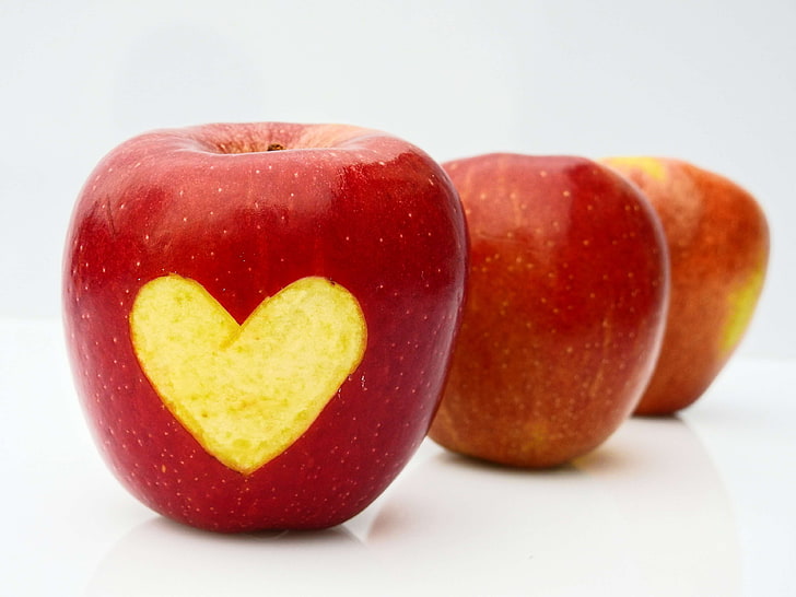 apple, delicious, eat, food, frisch, fruit, fruits, healthy, heart, love, nutrition, sweet, vegan, vegetarian, vitamins, HD wallpaper