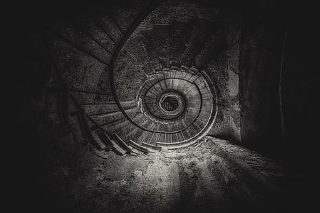 ciemne monochromatyczne robaki widok z oka spiralne schody fotografia schody, Tapety HD HD wallpaper