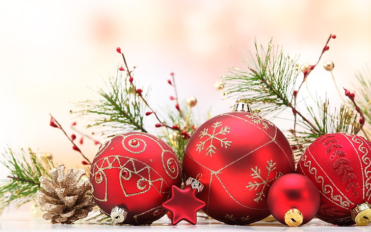 Capodanno, neve, ornamenti natalizi, coni, decorazioni, Sfondo HD