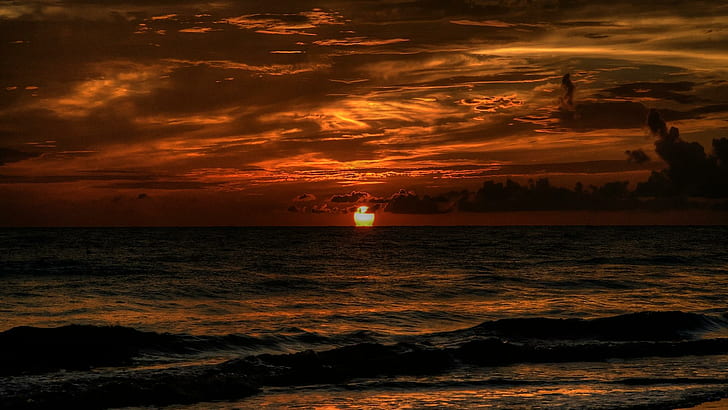 Key West Sunset, soft, fiery, florida, beautiful, sunset, water, flowing, glowing, smooth, 3d and abstrac, HD wallpaper