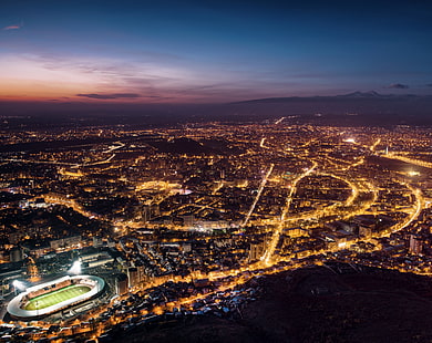 アルメニア、エレバンハイクB、都市景観写真、都市、ライト、夜、アーキテクチャ、夜、スタジアム、トレイル、道路、アルメニア、エレバン、長時間露光、首都、haykb、worldsoldestcontinuouslyinhabitedcities、 HDデスクトップの壁紙 HD wallpaper