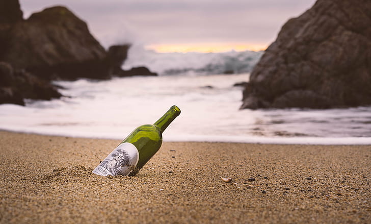зелено оцветена бутилка близо до морския бряг, сребро, залез, зелено, оцветено, бутилка, морски бряг, вълни, вода, пейзаж, Sony A7RII, ILCE-7RM2, CA e, природа, zeiss, fe, алфа, sony A7, f1.8, Sonnar, ZA, плаж, залез Калифорния, океан, бутилка вино, бутилка вино, пясък, прилив, сребърен дъб, сребърен дъб, вино, сонома, залив на бодега, глава на залив, залив на бодега, глава на бодега, скали, скала, скали, каберне совиньон, каберне совиньон, море, на открито, лято, брегова линия, HD тапет