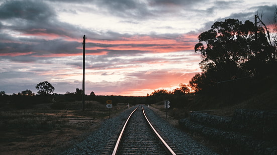 voie ferrée, chemin de fer, coucher de soleil, galets, ciel, Fond d'écran HD HD wallpaper