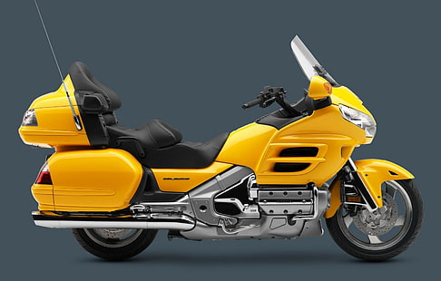 Honda Goldwing, Motorcycle, Yellow Motorcycle, honda goldwing, motorcycle, yellow motorcycle, 1600x1020, HD wallpaper HD wallpaper