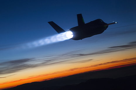 avión de combate, puesta de sol, nubes, Lockheed Martin F-35 Lightning II, Fondo de pantalla HD HD wallpaper