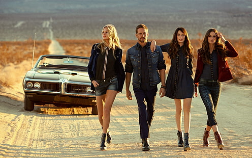 veste en jean bleu pour homme, Paul Walker entre trois femmes, Paul Walker, Furious 7, voiture, cinéma, Fond d'écran HD HD wallpaper