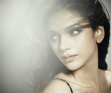 وجه امرأة ، Aditi Rao Hydari ، بوليوود ، ممثلة ، جميلة ، 4K، خلفية HD HD wallpaper