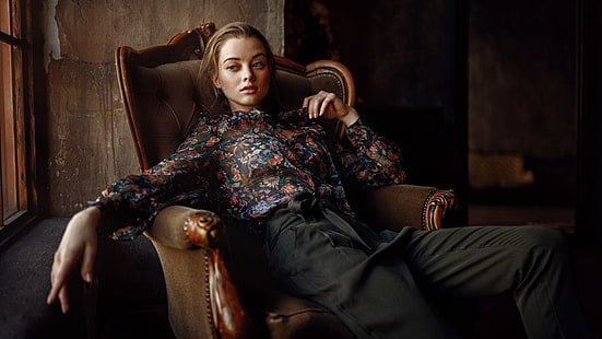 Georgy Chernyadyev, sedia, donna, modello, Sfondo HD HD wallpaper