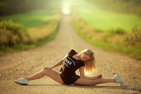 women's black and white crew-neck cap-sleeved shirt and dolphin shorts outfit, greens, girl, the sun, pose, flexibility, road, blur, slim, t-shirt, blonde, shorts, sports, twine, sneakers, stretching, the village, in the middle, HD wallpaper HD wallpaper