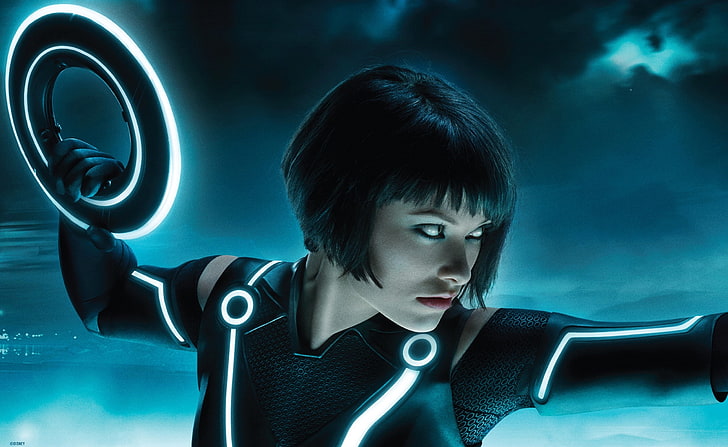 Tron Legacy, Olivia Wilde As Quorra HD Wallpaper, woman holding round weapon wallpaper, Movies, Tron Legacy, 2010 tron legacy, olivia wilde, quorra, quorra tron legacy, olivia wilde as quorra, tron legacy film, HD wallpaper