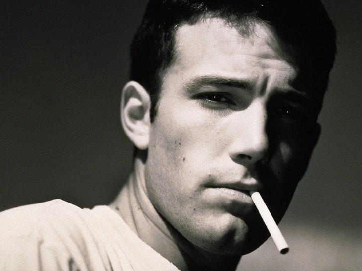 Ben Affleck, blick, ansikte, svartvitt, cigarett, skådespelare, Ben Affleck, mujchina, HD tapet