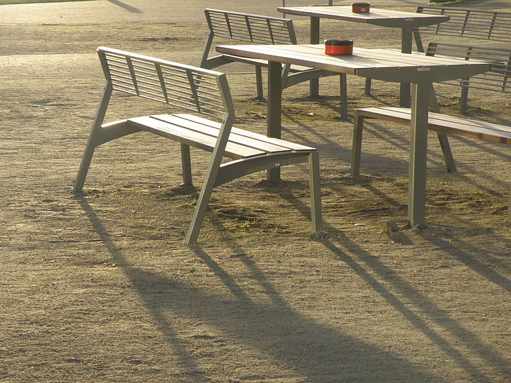 ashtray, bench, chairs, daylight, empty, environment, furniture, grass, landscape, lawn, leisure, outdoor, outdoors, park, recreation, rest, seat, shadows, summer, table, travel, wood, wooden, HD wallpaper