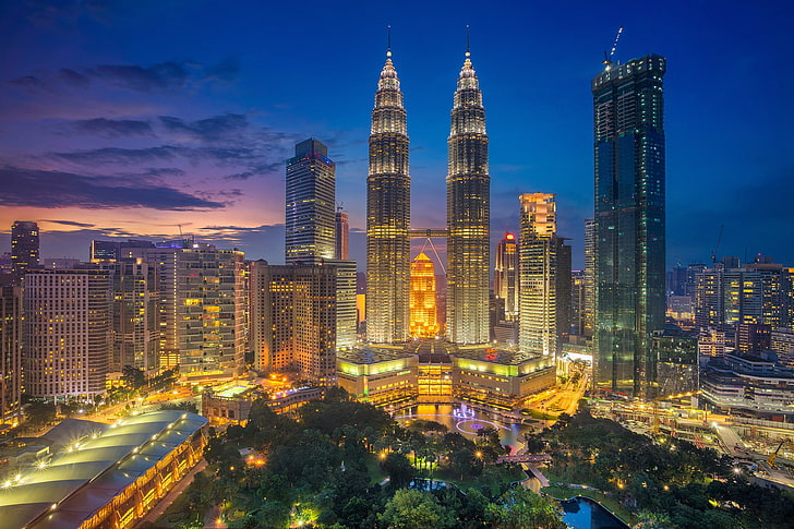 Tower, skyscraper, home, panorama, Malaysia, Kuala Lumpur, HD wallpaper |  Wallpaperbetter