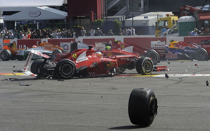 czerwony pojazd Ferrari Formuły 1, Ferrari, Fernando Alonso, wypadek, Formuła 1, Tapety HD