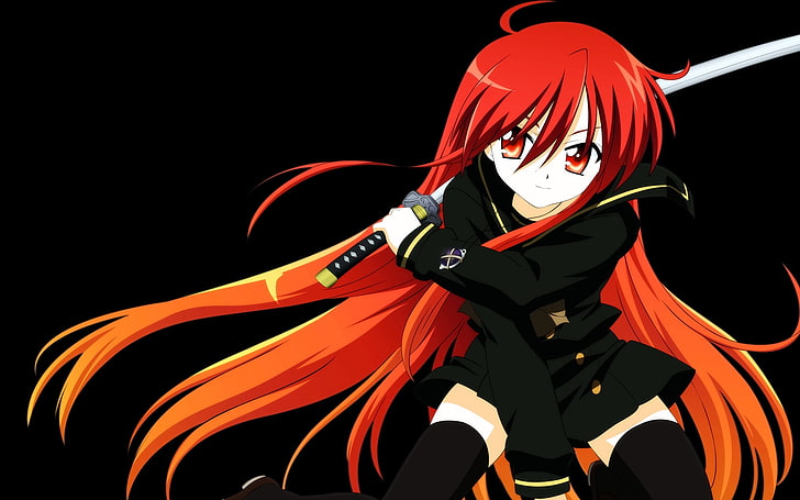 червенокосо анимирано момиче, държащо черно обработена катана дигитален тапет, аниме, момиче, червенокоса, коса, меч, усмивка, HD тапет