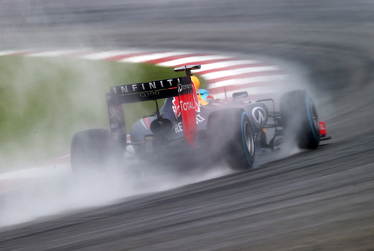 Black F1 car, rain, formula 1, red bull, vettel, sebastian, rb 10, HD  wallpaper | Wallpaperbetter