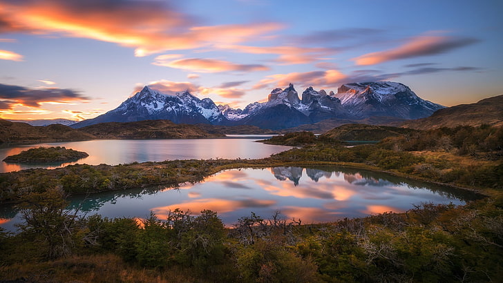 spokojne górskie jezioro, natura, krajobraz, góry, śnieg, woda, jezioro, zaśnieżony szczyt, pole, Patagonia, Chile, drzewa, chmury, wzgórza, zachód słońca, wyspa, odbicie, długa ekspozycja, Tapety HD