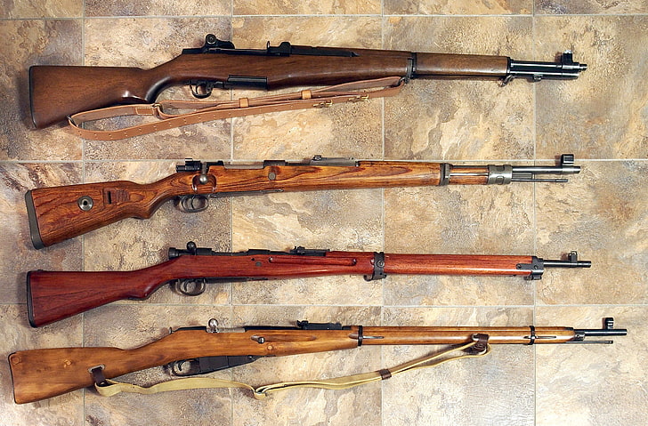 vier braune Jagdgewehre, Waffen, Gewehr, 1935, OBR, Mosin, Zweiter Weltkrieg, Arisaka Typ 30, Mauser 98k, 1891-1930, von oben nach unten, 1897-1905, Garand M1, 1936-1957, HD-Hintergrundbild