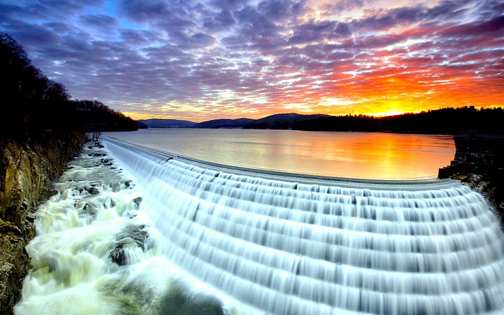 Scorrimento dell'acqua al tramonto, paesaggio, cascata, cascata, tramonto, natura e paesaggi, Sfondo HD
