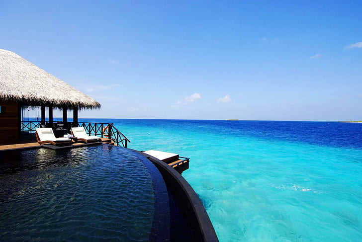 Water Villa with Infinity pool, bungalow, jacuzzi, lagoon, water, ocean, hot-tub, villa, blue, paradise, pool, infinity, island, tropical, HD wallpaper