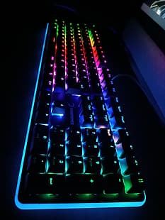 PC gaming, tastiera meccanica, RGB, colorata, tastiere, Sfondo HD HD wallpaper