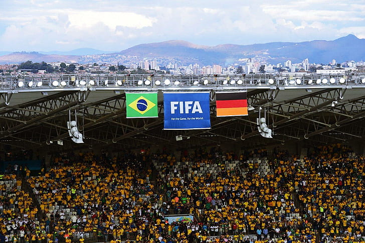 Бразилия срещу Германия 2014 FIFA Световно първенство Фенове, 1920x1280, фенове, стадион, Бразилия срещу Германия 2014 Fifa World Cup, Fifa, Fifa World Cup, HD тапет