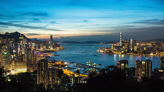 landskap foto av staden under natten, hong kong, hong kong, solnedgång, Hong Kong, Victoria Harbour, Leica, F1.7, landskap, foto, stad, natt, hong kong, hongkong, hk, urban, stadsbild, vacker, vandring, icc, ifc, hsbc, fartyg, gh4, m43, F / 1.7, magi, magisk, natt, skyscape, urban skyline, Asien, Kina - Östasien, arkitektur, urban scen, centrala distriktet, skyskrapa, hamn, bergstopp, hav , berömd plats, affärer, HD tapet HD wallpaper