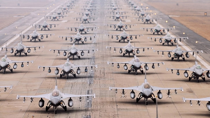 Düsenjäger, Flughafen, General Dynamics F-16 Fighting Falcon, Landebahn, Militär, Militärflugzeuge, Flugzeuge, HD-Hintergrundbild