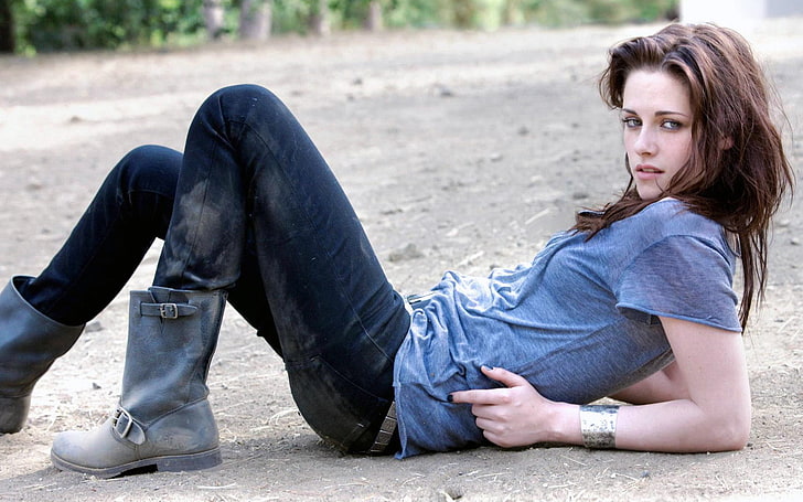 Kristen Stewart, photo of Kristen Bell, Kristen Stewart, jeans, boots, actress, women, model, HD wallpaper