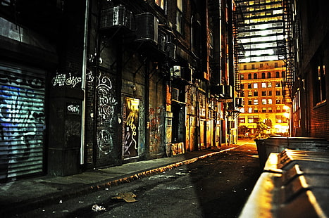 czarno-biała drewniana szafka, ulica, graffiti, miasto, noc, Tapety HD HD wallpaper