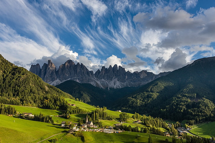 mountain range, nature, landscape, mountains, summer, morning, village, church, forest, grass, Dolomites (mountains), clouds, sunlight, Alps, Italy, HD wallpaper