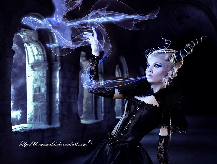 Черная Чародейка, женский персонаж видеоигры, чародейка, готика, девушка, фэнтези, дым, рога, темнота, 3d и аннотация, HD обои