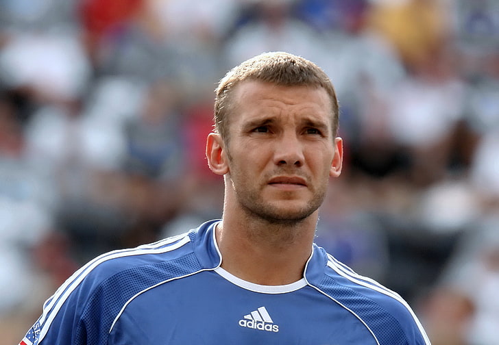 เสื้อยืดคอกลม adidas สีน้ำเงินและสีขาวผู้ชายฟุตบอล Andriy Shevchenko วอลเปเปอร์กีฬา Shevchenko, วอลล์เปเปอร์ HD