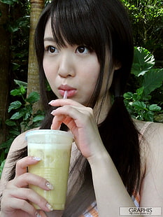 Aika Yumeno, JAV Idol, graphis, olhando para longe, bebendo, HD papel de parede HD wallpaper