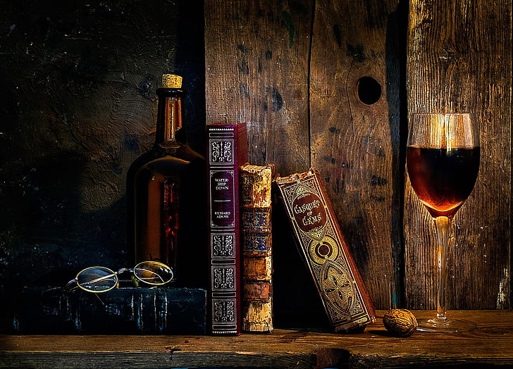 tiga buku dan gelas anggur, tua, buku, anggur, gelas, Wallpaper HD