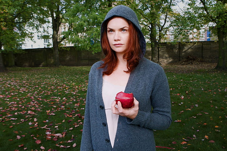 women apples redhead ruth wilson, HD wallpaper