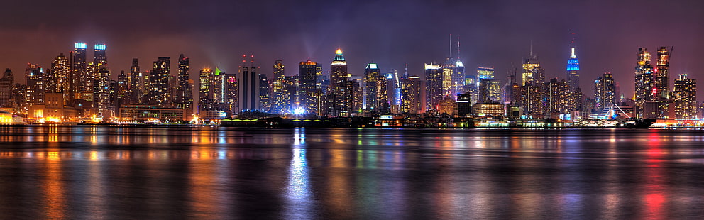 высотные здания, нью-йорк, город, ночь, огни, отражение, многоэкранный режим, два монитора, HD обои HD wallpaper