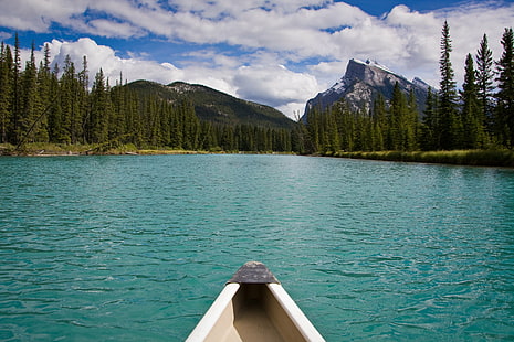 white v-hull boat on lake surrounded by arbor vitae during daytime, bow river, bow river, Bow River, white, v-hull, boat, lake, arbor vitae, daytime, green  river, water, canoe  mountain, clouds, glacial, us, nature, outdoors, mountain, forest, scenics, canada, landscape, summer, alberta, banff National Park, travel, tree, blue, rocky Mountains, sky, HD wallpaper HD wallpaper