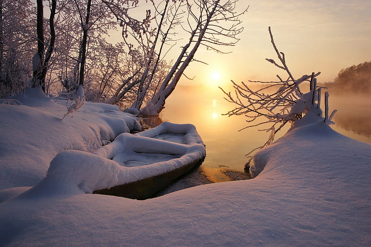 landscape, nature, winter, sunset, snow, lake, boat, frost, trees, mist, cold, sunlight, HD wallpaper