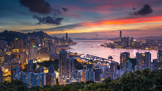 Kota Hong Kong Di Cina Pencakar Langit Bangunan Pemandangan Sunset Dari Bukit Braemar Di Selatan Hong Kong Wallpaper Hd 2880 × 1620, Wallpaper HD HD wallpaper