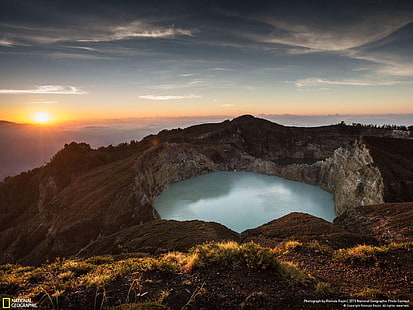 Kelimutu NP Flores Indonesia-National Geographic P ..، خلفية HD HD wallpaper