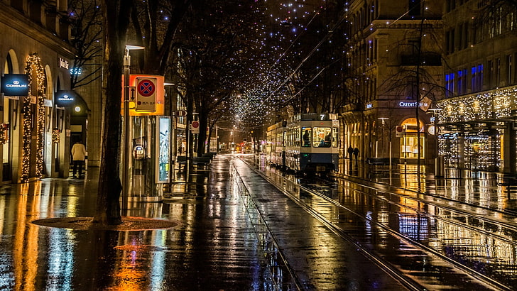 calle, diciembre, navidad, lluvioso, atracción turística, árbol, iluminación, tarde, centro de la ciudad, reflexión, europa, suiza, lluvia, día lluvioso, zurich, paisaje urbano, noche, ciudad, Fondo de pantalla HD
