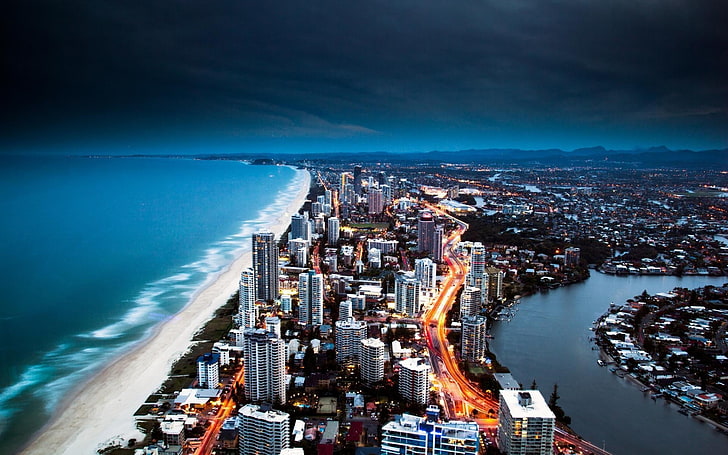 carta da parati edifici in cemento bianco, foto time lapse di edifici della città, città, Gold Coast, costruzione, paesaggio urbano, fotografia, Australia, Sfondo HD