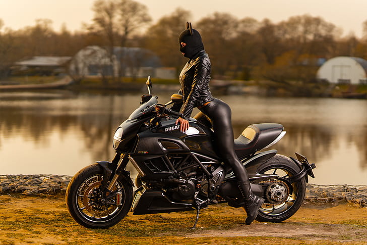 women, model, mask, profile, side view, leather jackets, black jackets, jacket, leather leggings, leggings, black clothing, boots, women with motorcycles, motorcycle, depth of field, river, outdoors, women outdoors, Ilya Pistoletov, Ducati, Ducati Diavel, Brembo, wet clothing, HD wallpaper