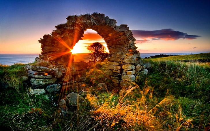 Arco de piedra al atardecer, sol, océano, arco, hierba, puesta de sol, 3d y abstracto, Fondo de pantalla HD