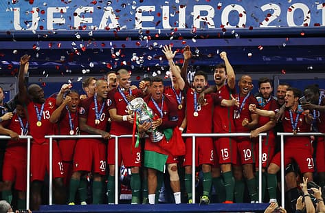 радост, футбол, победа, спорт, обратно, отбор, форма, Португалия, Кристиано Роналдо, легенда, играч, Франция, Купа, CR7, празненството, Нани, Роналдо, Пепе, национален отбор, Евро 2016, Шампиони на Европа, HD тапет HD wallpaper
